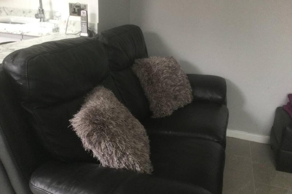 Leafy Lytham Central Lovely Ground Floor 1 Bedroom Apartment With Private Garden In Lytham Dog Friendly Lytham St Annes Eksteriør billede